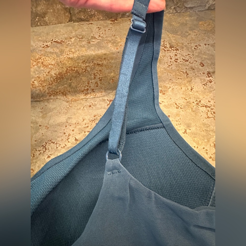 ❤️ Victoria’s Secret Sports Bra 32C Teal Ballet Crop Top - Picture 7 of 7